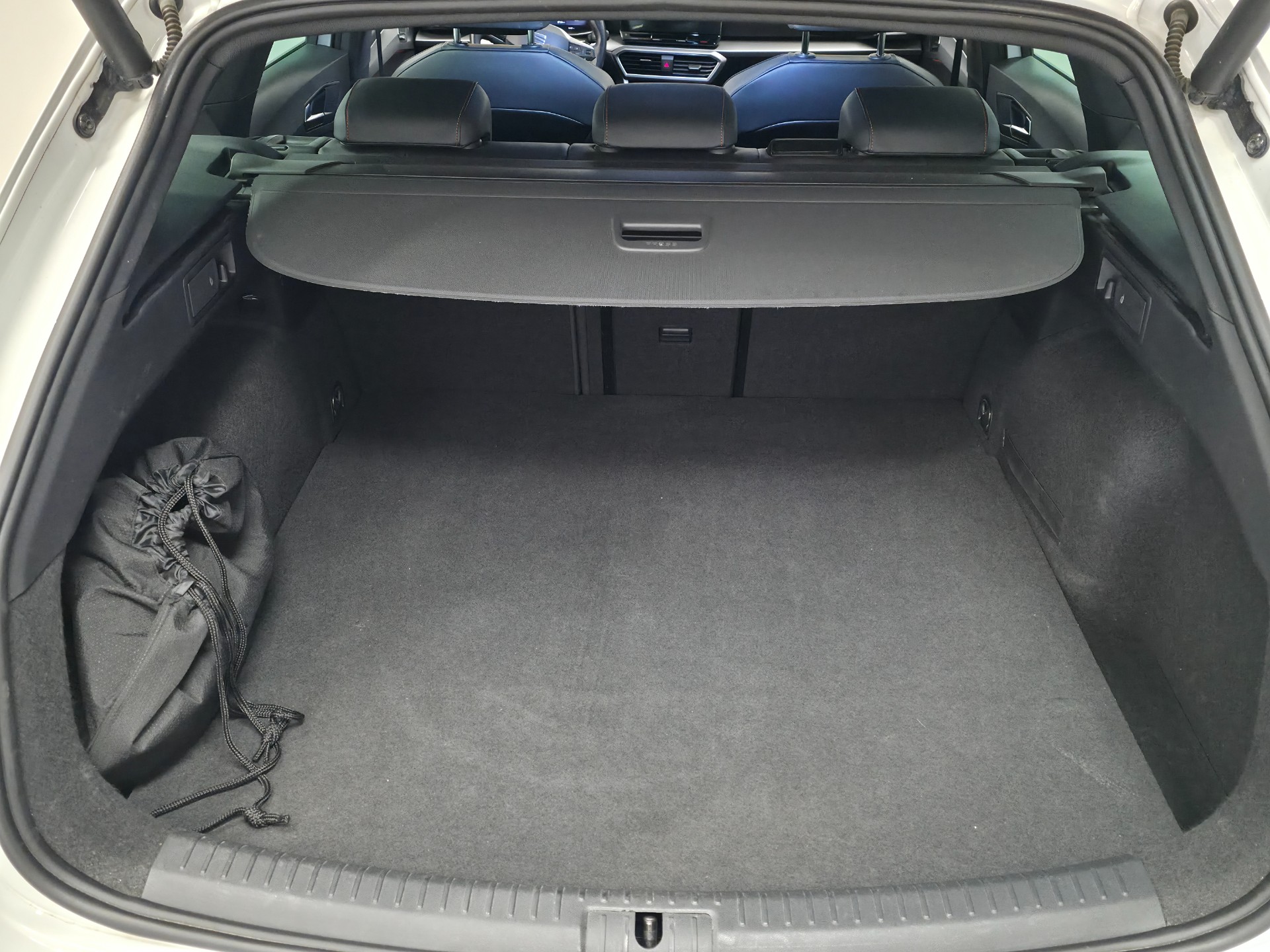 Seat Leon Sportstourer 2021, kuva 6/11