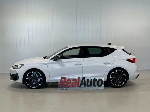 CUPRA Leon 2022 VZ PHEV E-HYBRID 180KW *Virtuaalimittaristo *Lohkolämmitin & ylläpitolaturi *LED *19"