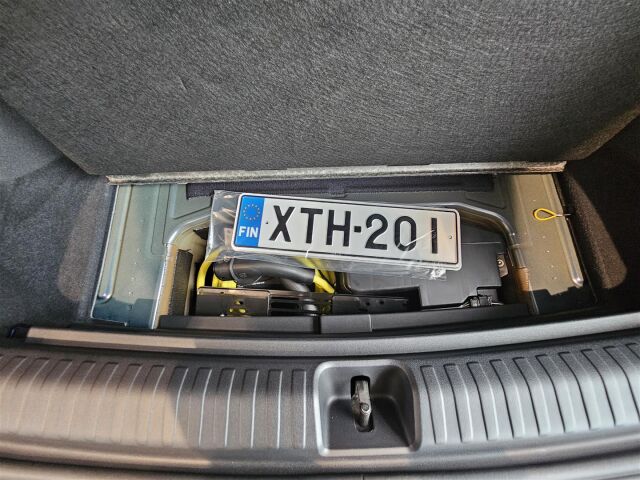 Audi Q4 e-tron 2025 SUV 45 e-tron Land of quattro Plus, HETI TOIMITUKSEEN!