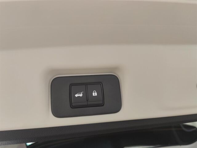 Nissan Ariya 2025 87kWh Advance 2WD 22kw charger MY24