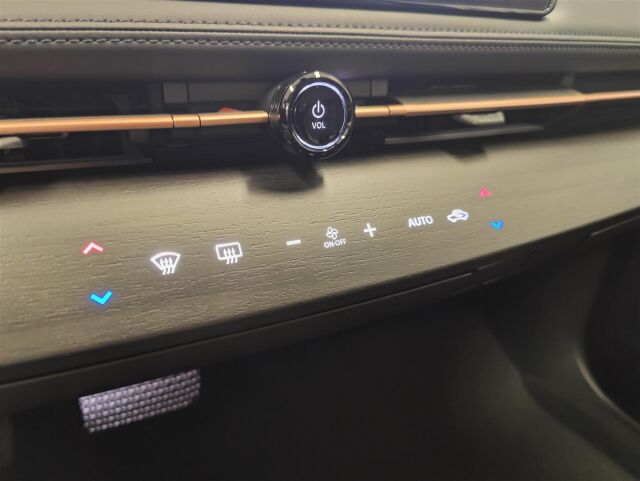 Nissan Ariya 2025 87kWh Advance 2WD 22kw charger MY24