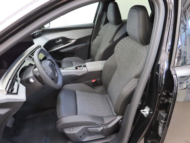 Peugeot 3008 2026 Allure Hybrid 145 Automaatti *Huippu varusteet! *19" kesä ja talvirenkaat *Moottorin lämmitin
