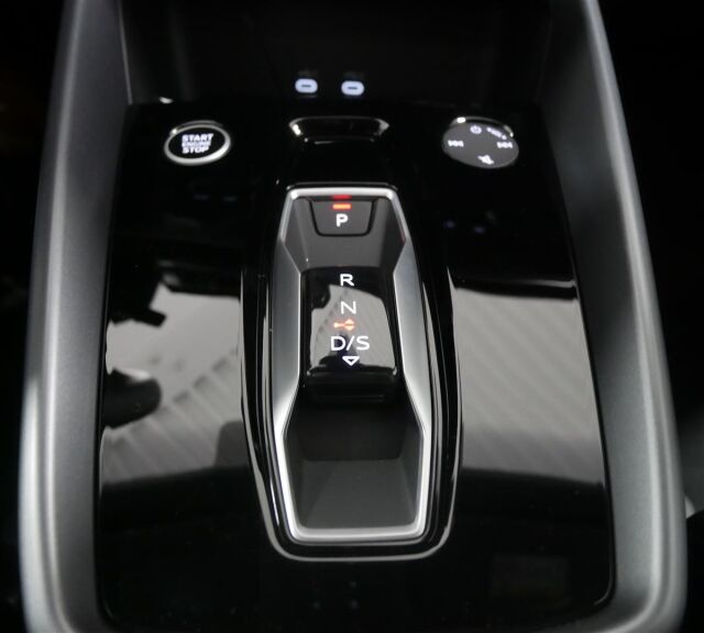 Audi A3 2026 Sportback 40 TFSI e Plus, esittelyauto, matriisi ledit, 5v takuu, Sonos! 2x alut!