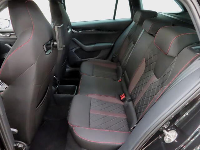 Skoda Octavia 2026 Combi 2.0 TSI RS DSG Autom.