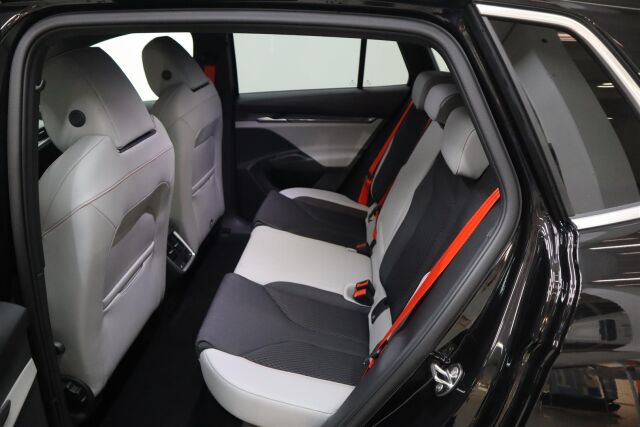 Skoda Elroq 2025 85 Selection