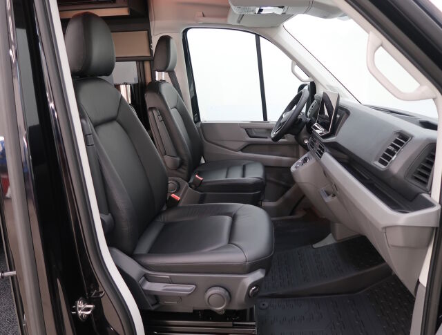 Volkswagen Crafter 2025 2,0 TDI 130 kW 4Motion 8at, 4490  Jatko-ohjaamo