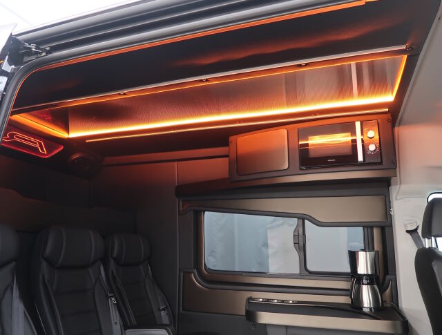 Volkswagen Crafter 2025 2,0 TDI 130 kW 4Motion 8at, 4490  Jatko-ohjaamo