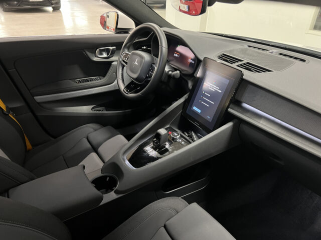 POLESTAR 2 2021 Dual Motor Long Range Performance *Akkutesti OK! *Korko alk 2,99% *20" *Öhlins *Brembo *Pilot Assist