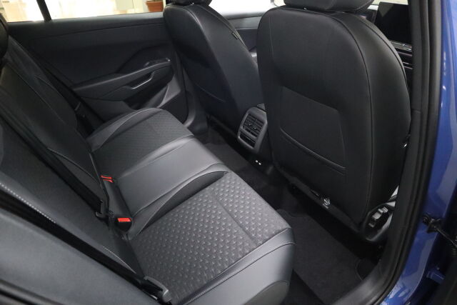 Volkswagen T-Roc 2026 R-Line 1,5 eTSI 110 kW (MHEV) DSG-automaatti