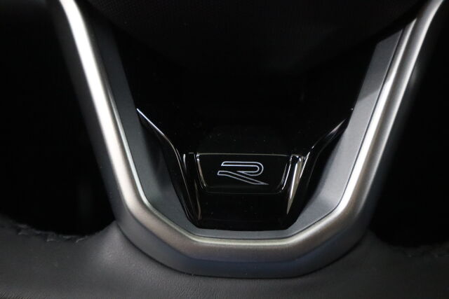 Volkswagen T-Roc 2026 R-Line 1,5 eTSI 110 kW (MHEV) DSG-automaatti