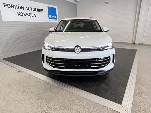 Volkswagen Tiguan 2026 Elegance Business eHybrid 150 kW DSG-automaatti