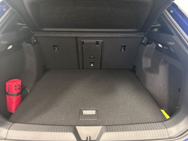 Volkswagen ID.4 2026 Pro 4MOTION Elegance Business 210 kW, 2 * renkaat