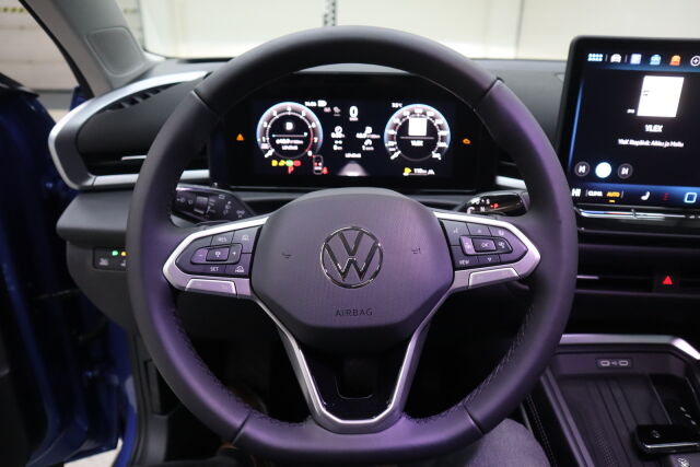 Volkswagen T-Roc 2026 Style 1.5 eTSI 110 kW / 150 hv 7-vaihteinen DSG-automaattivaihteisto