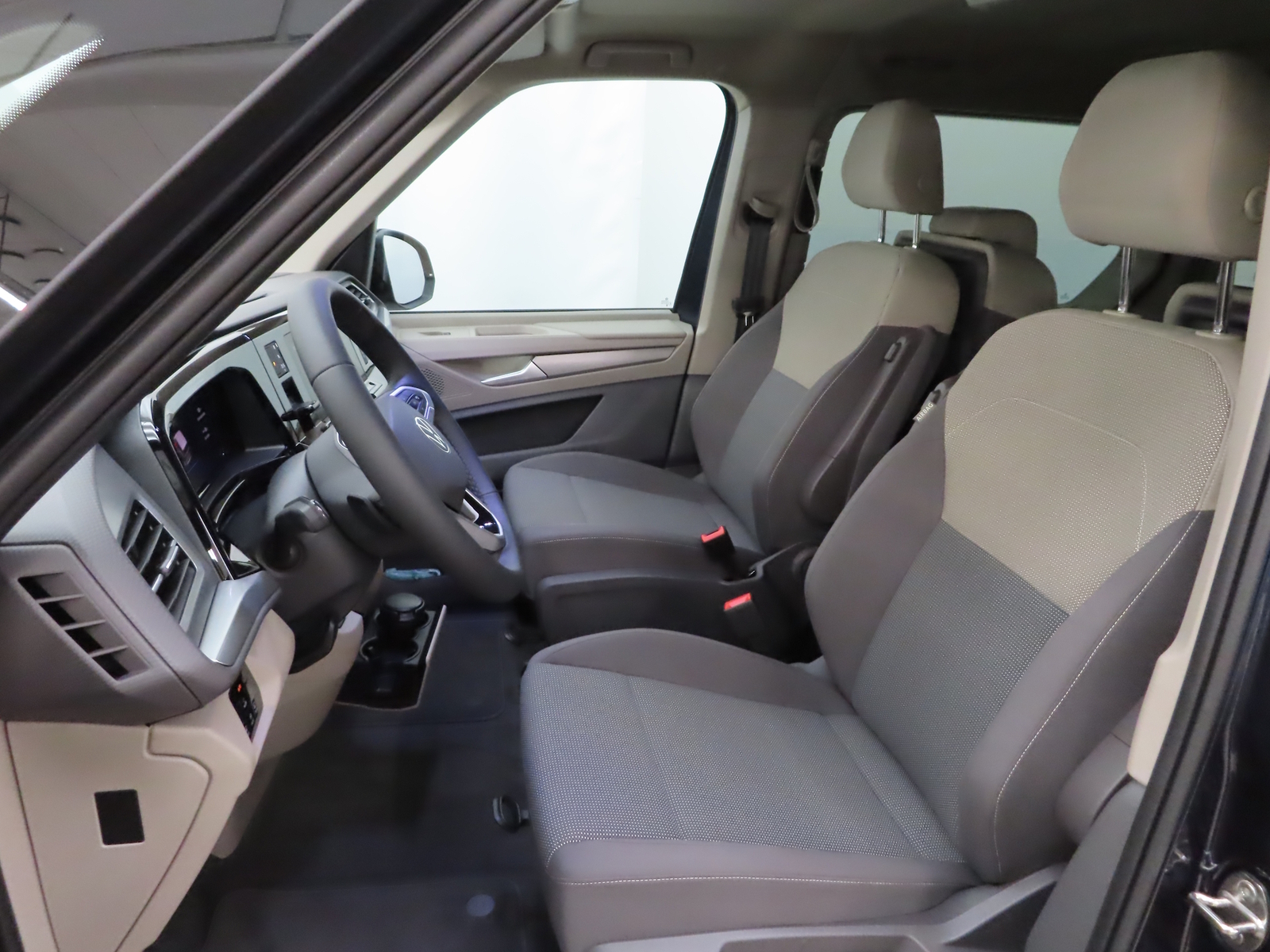 Volkswagen Multivan 2025, kuva 7/11