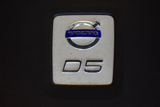 VOLVO XC60 2010 2,4D AWD Momentum aut