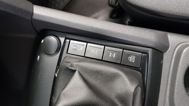 VOLKSWAGEN Amarok 2013 SC Basis 2,0 TDI 103kW 4MOTION OFFROAD *1-OM. / Vähän ajettu / Huippusiisti*