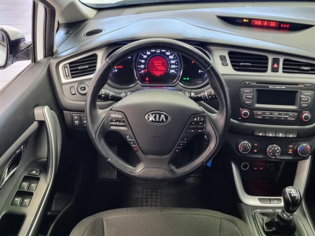 KIA cee'd 2013 1,6 ISG EX SW EcoDynamics