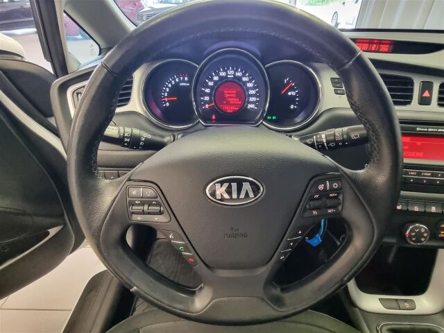 KIA cee'd 2013 1,6 ISG EX SW EcoDynamics