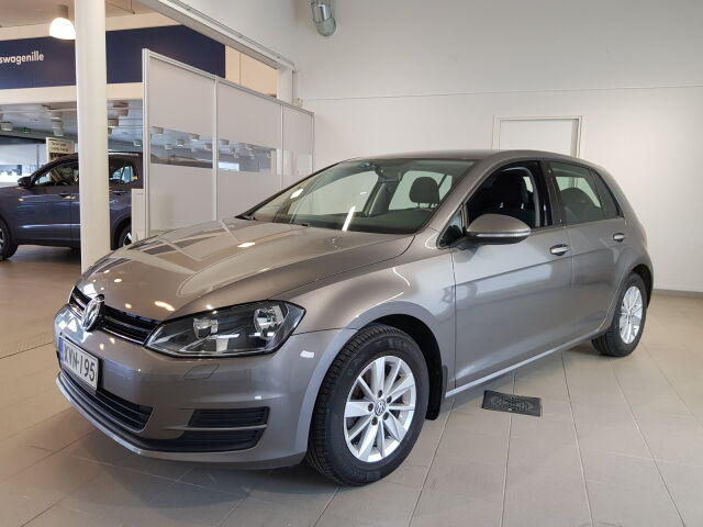 VOLKSWAGEN Golf 2014 Comfortline 1,2 TSI 77 kW (105 hv) BlueMotion Technology DSG-automaatti 4-ov