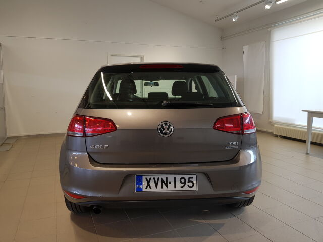 VOLKSWAGEN Golf 2014 Comfortline 1,2 TSI 77 kW (105 hv) BlueMotion Technology DSG-automaatti 4-ov