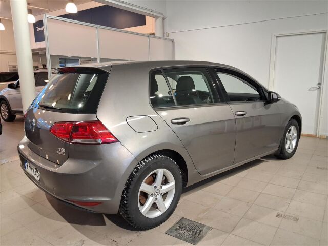 VOLKSWAGEN Golf 2014 Comfortline 1,2 TSI 77 kW (105 hv) BlueMotion Technology DSG-automaatti 4-ov