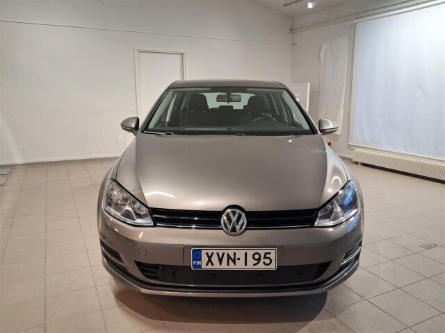 VOLKSWAGEN Golf 2014 Comfortline 1,2 TSI 77 kW (105 hv) BlueMotion Technology DSG-automaatti 4-ov