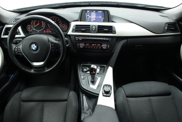 BMW 320 Gran Turismo 2015 F34 Gran Turismo 320i TwinPower Turbo A xDrive Edition