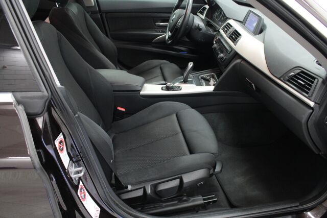 BMW 320 Gran Turismo 2015 F34 Gran Turismo 320i TwinPower Turbo A xDrive Edition
