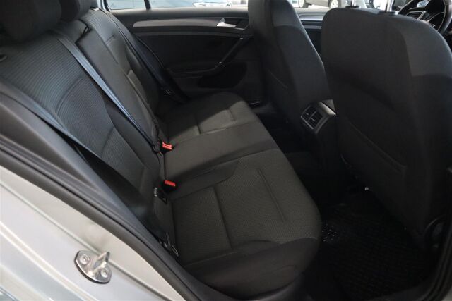 VOLKSWAGEN Golf 2019 Variant Comfortline 2,0 TDI 110 kW (150 hv) 4MOTION DSG-automaatti