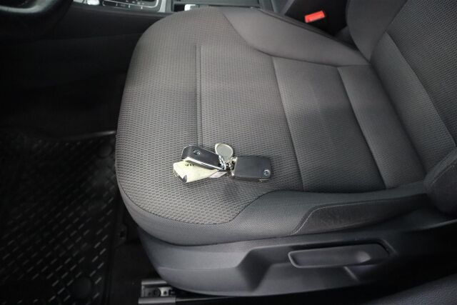 VOLKSWAGEN Golf 2019 Variant Comfortline 2,0 TDI 110 kW (150 hv) 4MOTION DSG-automaatti