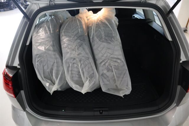 VOLKSWAGEN Golf 2019 Variant Comfortline 2,0 TDI 110 kW (150 hv) 4MOTION DSG-automaatti