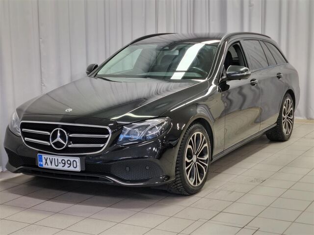 MERCEDES-BENZ E 2018 220 d T A Business / Navi / Koukku / 360-Kamera /