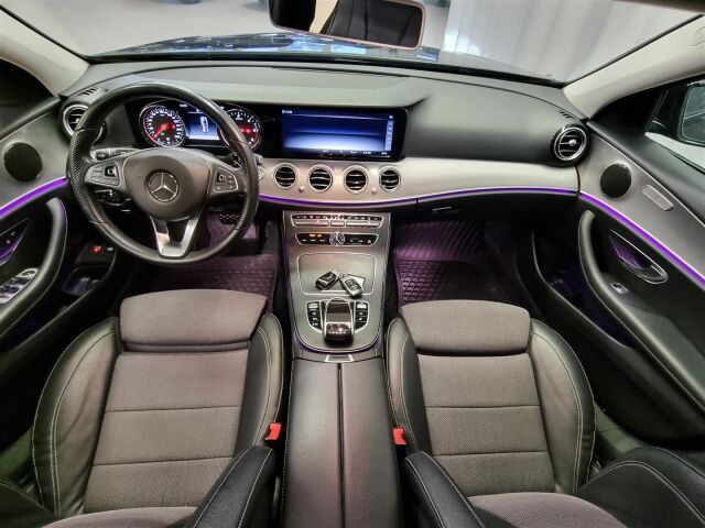 MERCEDES-BENZ E 2018 220 d T A Business / Navi / Koukku / 360-Kamera /