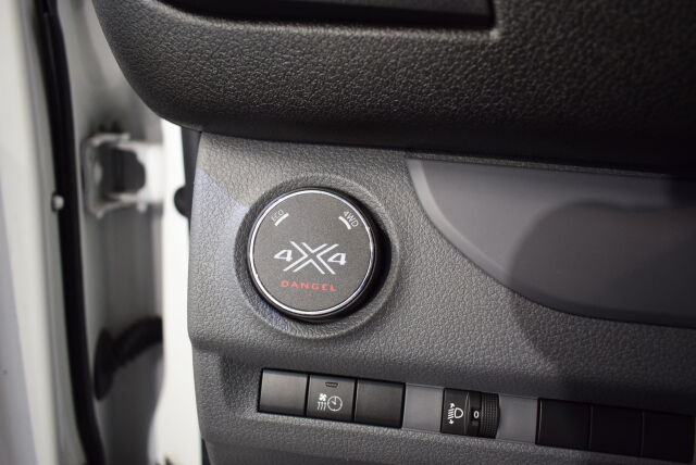 PEUGEOT Expert 2019 BlueHDi 120 XL 4x4 * 4-veto paku*