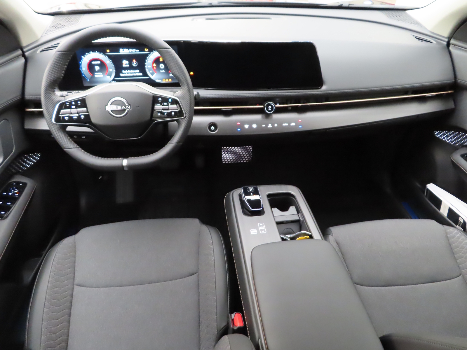 Nissan Ariya 2025, kuva 7/9
