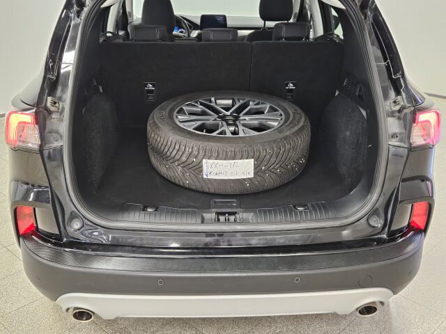 FORD Kuga 2021 2,5 Ladattava hybridi (PHEV) 225hv CVT FWD Titanium 5-ovinen