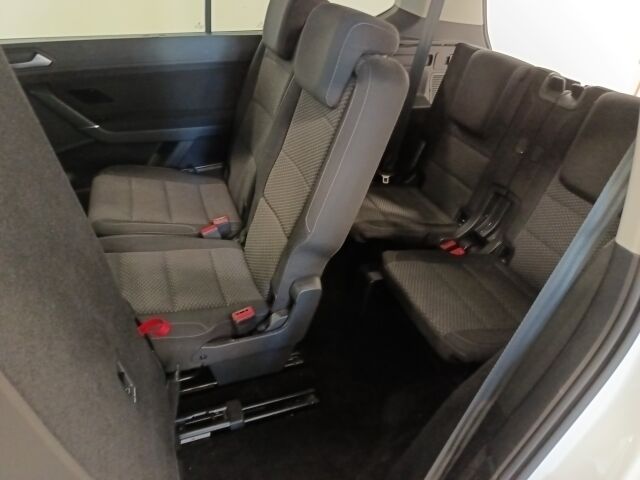 VOLKSWAGEN Touran 2022 Comfort Family 1,5 TSI EVO 110 kW DSG-automaatti