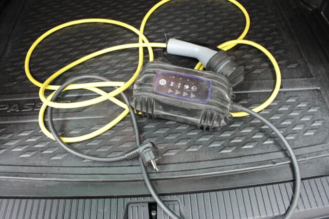 VOLKSWAGEN Passat 2018 Variant GTE Plug-In Hybrid 160 kW (218 hv) DSG-automaatti