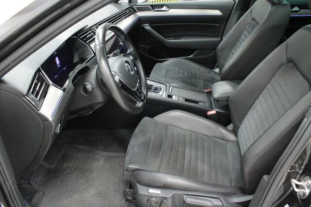 VOLKSWAGEN Passat 2018 Variant GTE Plug-In Hybrid 160 kW (218 hv) DSG-automaatti