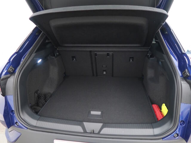 Volkswagen ID.4 2025 Pro 4MOTION Elegance 75-v Juhlamalli 210 kW, akku 77 kWh