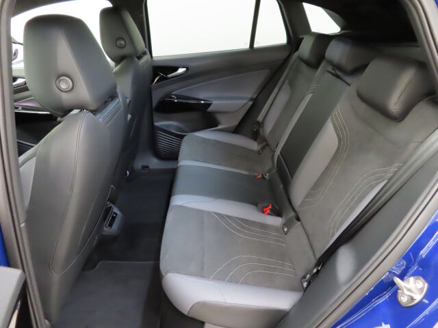 Volkswagen ID.4 2025 Pro 4MOTION Elegance 75-v Juhlamalli 210 kW, akku 77 kWh