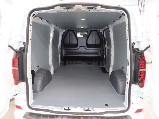 Volkswagen Transporter 2025 Pitkä umpipakettiauto 75-v Juhlamalli 2,0 TDI 125 kW 4Motion, Automaatti