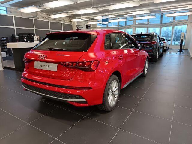 Audi A3 2025 Sportback 30 TFSI, Nyt 3 vuoden jatkoturva veloituksetta.