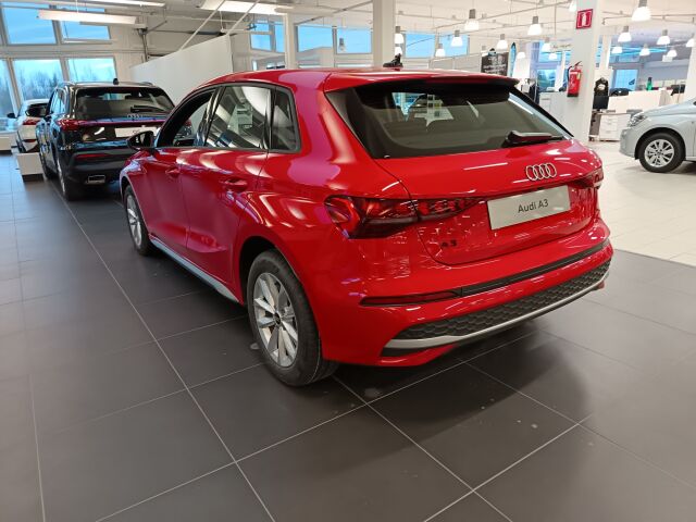 Audi A3 2025 Sportback 30 TFSI, Nyt 3 vuoden jatkoturva veloituksetta.