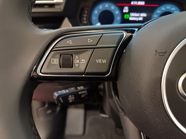 Audi A3 2025 Sportback 30 TFSI, Nyt 3 vuoden jatkoturva veloituksetta.