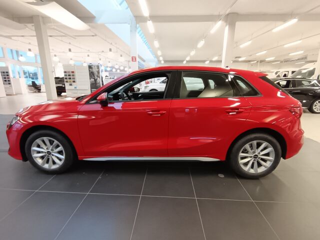 Audi A3 2025 Sportback 30 TFSI, Nyt 3 vuoden jatkoturva veloituksetta.