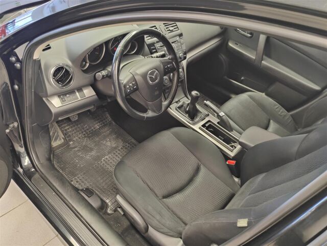 MAZDA Mazda6 2011 Sport Wagon 2,0 Dynamic Business 6MT 5ov WL1 * Vetokoukku / Moottorilämmitin *