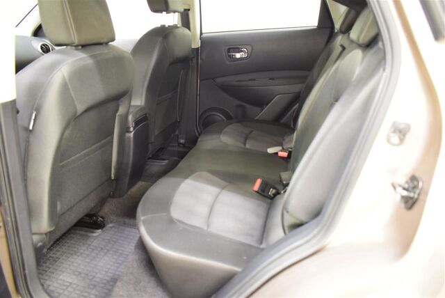 NISSAN Qashqai 2012 1,6L Stop / Start System Acenta 2WD 5M/T MY11* Hienokuntoinen yksilö*