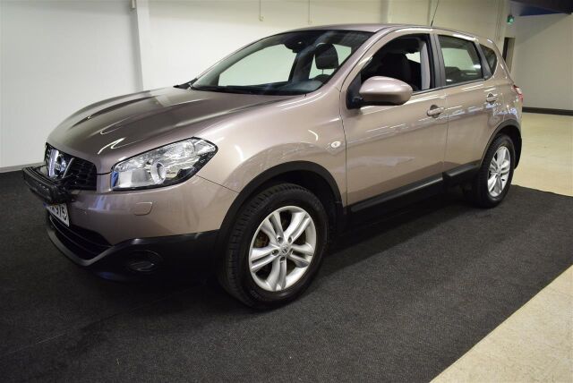 NISSAN Qashqai 2012 1,6L Stop / Start System Acenta 2WD 5M/T MY11* Hienokuntoinen yksilö*
