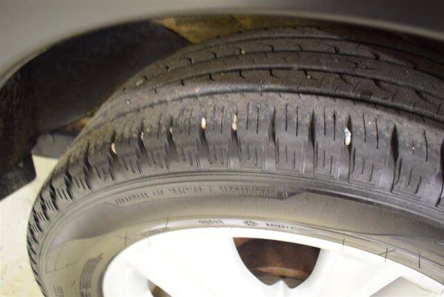NISSAN Qashqai 2012 1,6L Stop / Start System Acenta 2WD 5M/T MY11* Hienokuntoinen yksilö*
